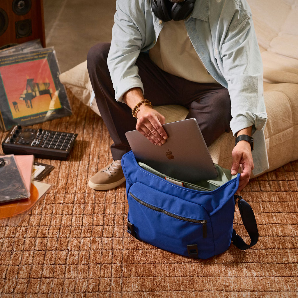 Tokyo Messenger Bag