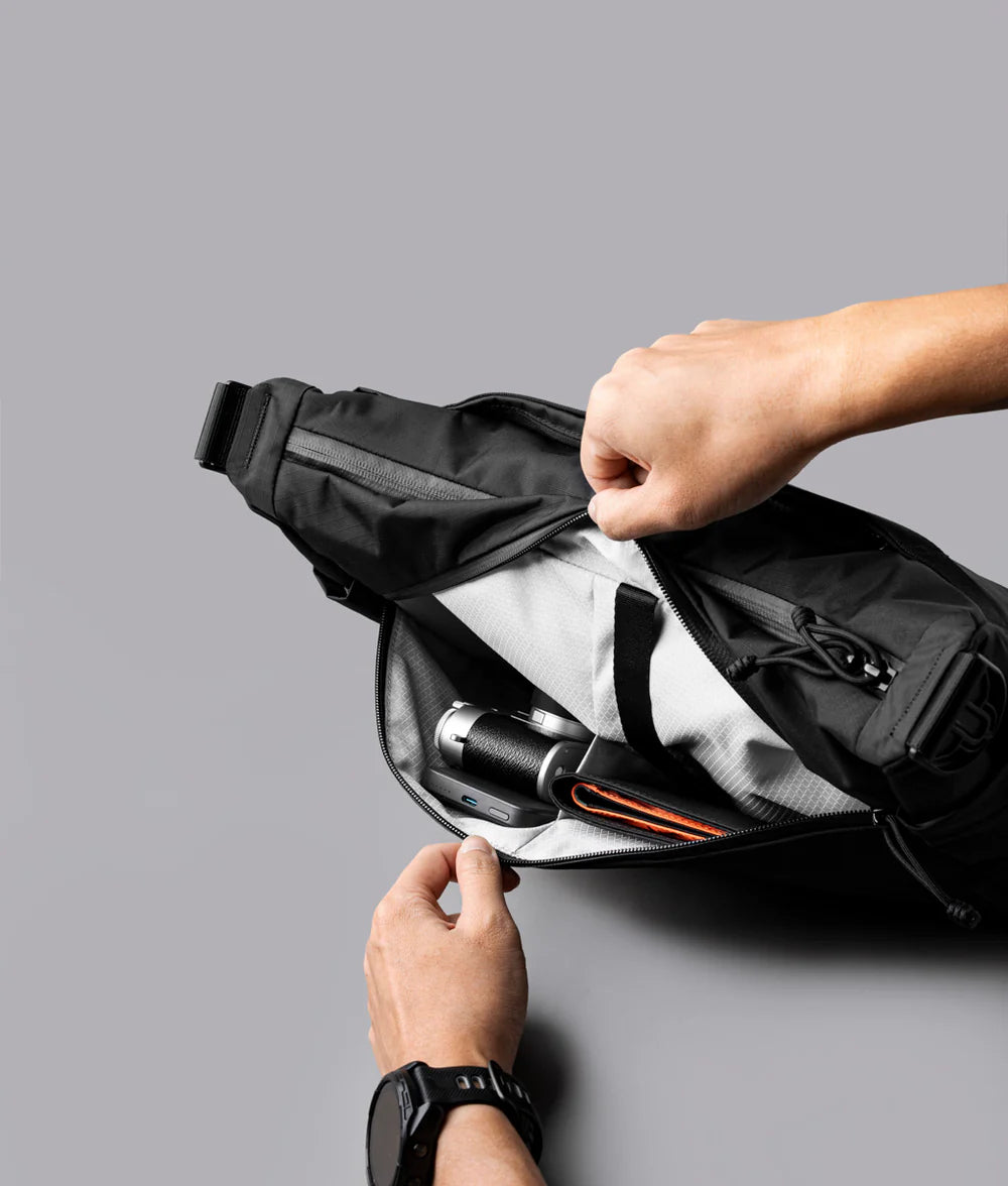Transit messenger bag